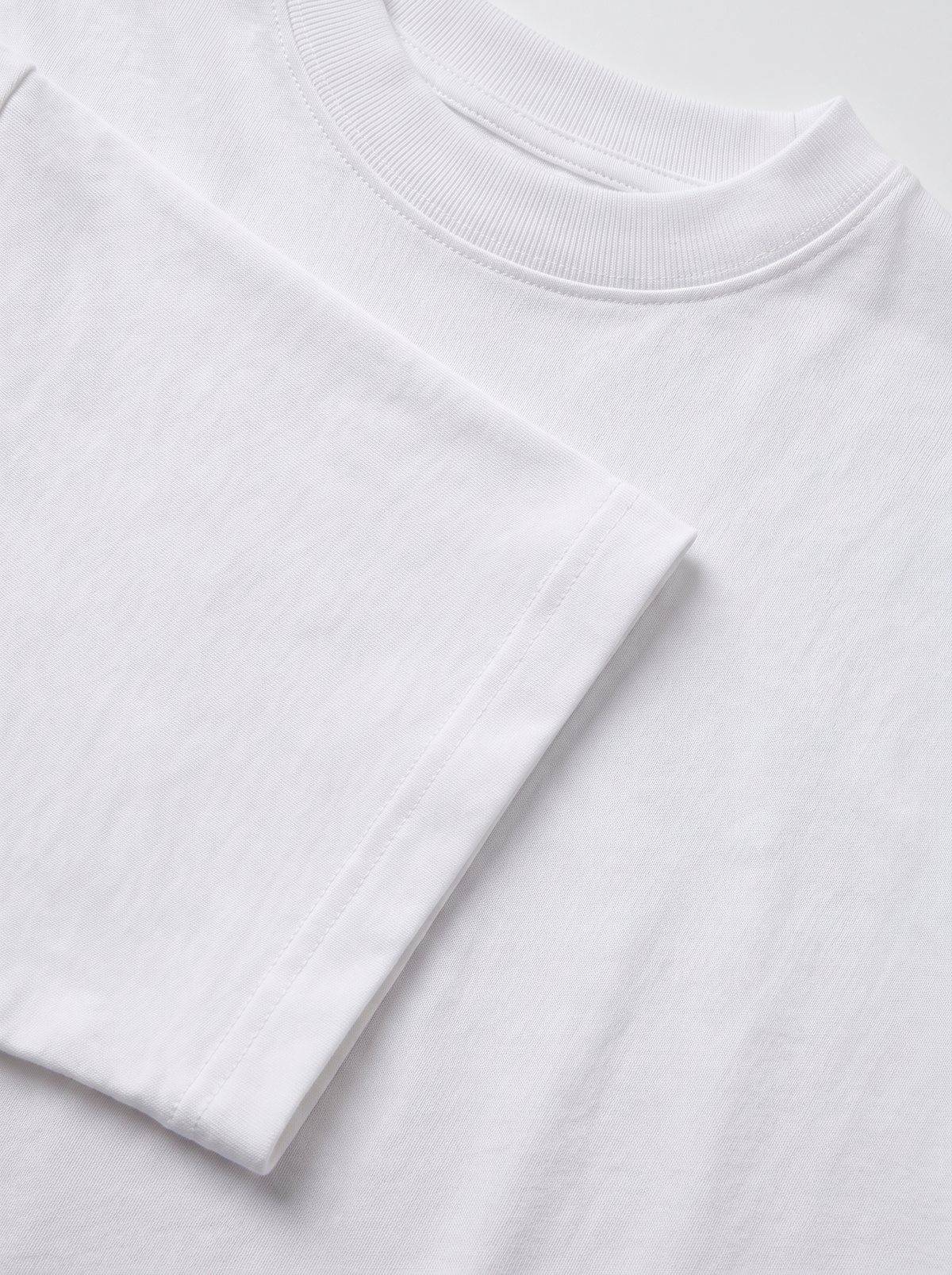 White 300GSM Heavyweight Oversized T-Shirt fabric close up