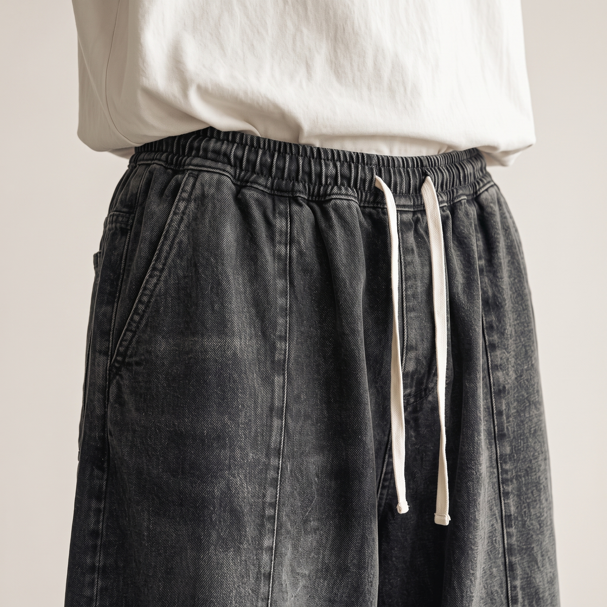Oversized Denim Pants waistband detail